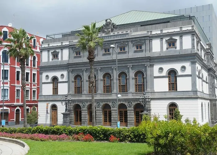 Old Town Cathedral Vv *